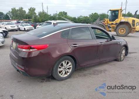 2018 Kia Optima Lx z USA, uszkodzony, nr VIN 5XXGT4L33JG232577